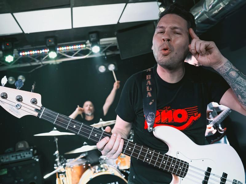 Reportaje fotográfico de La Última Bala en la sala Mendigo, Barakaldo 25-03-2022