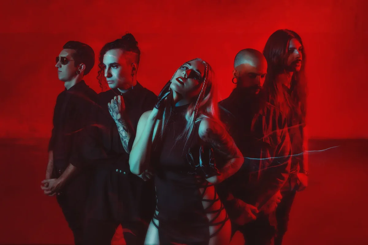 Astray Valley estrena videoclip “Pray for the Devil”