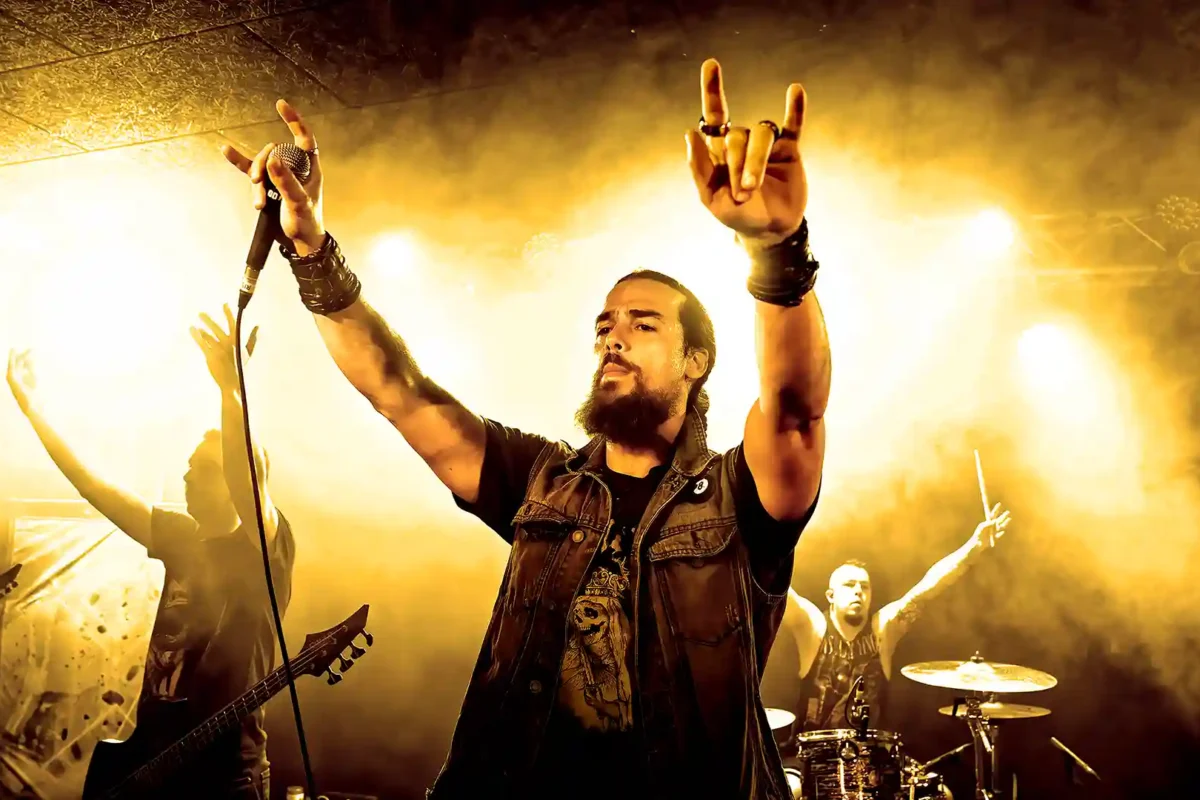 Reportaje de Rise To Fall en la sala Doka, Donosti 07-10-2023