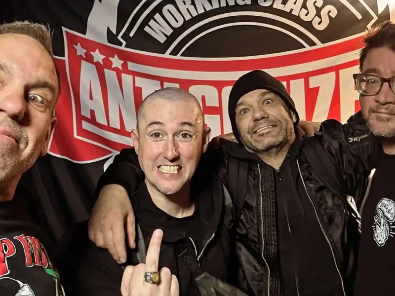 Antagonizers ATL y Azken Sustraiak juntos en el Centro Cultural Niessen (Errenteria, Gipuzkoa)