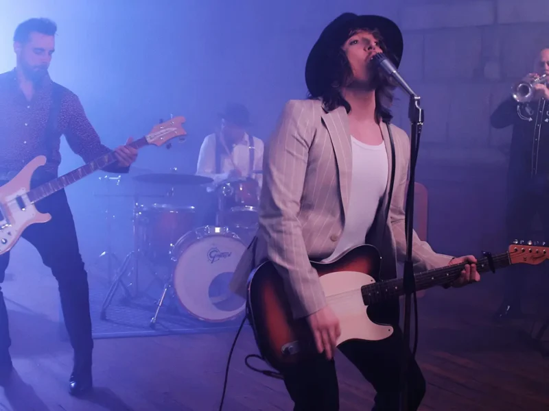 Stoned At Pompeii estrena videoclip “My Tale With You”