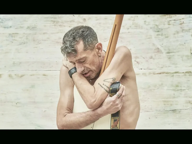 Manolo Kabezabolo regresa para celebrar su 40 Aniversario, con documental en cines y conciertos