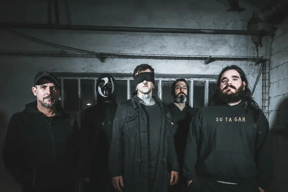 Cavan estrena videoclip “Gezurra Badirudi Ere”