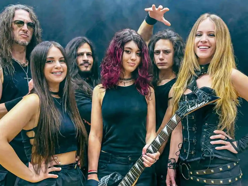 “Steel And Gold“, nuevo videoclip de Frozen Crown