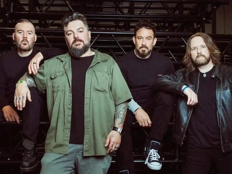 “The Surface Seems So Far”, nuevo videoclip de Sheeter