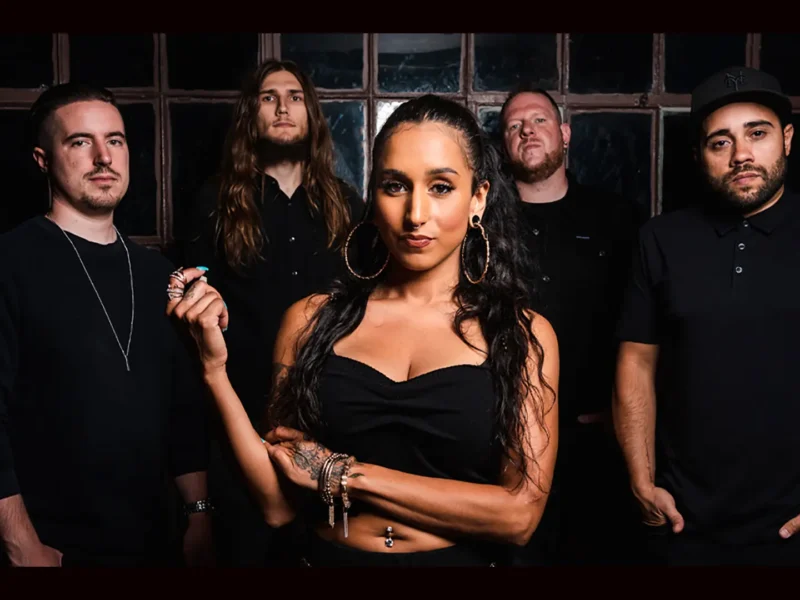Monochromatic Black estrena videoclip “Turn The Tides”