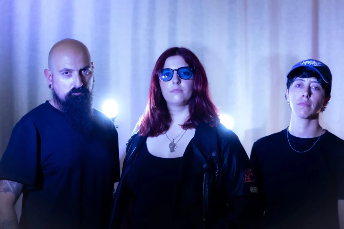 Luvra estrena videoclip “Falling Apart”