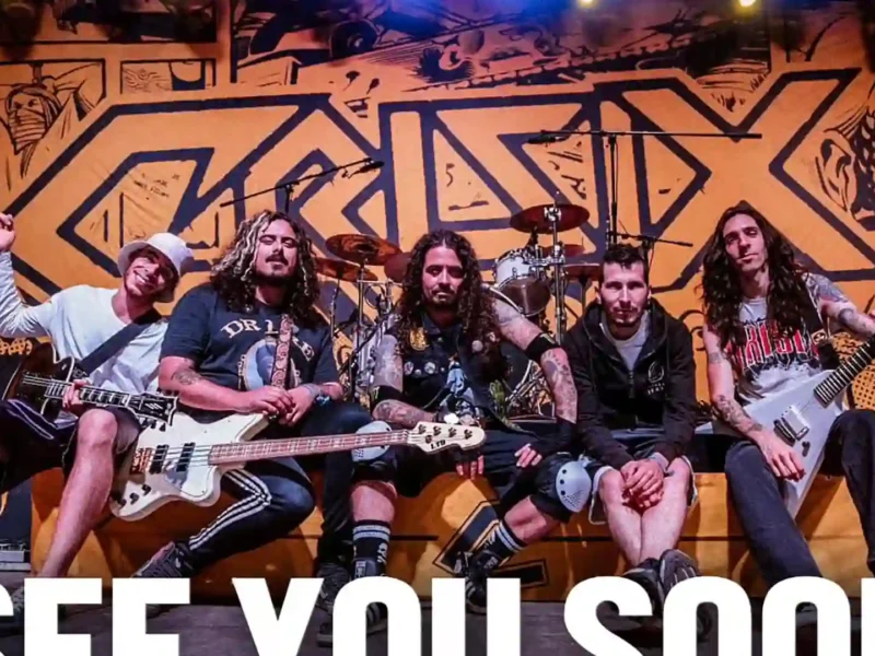 Crisix anuncia un parón indefinido