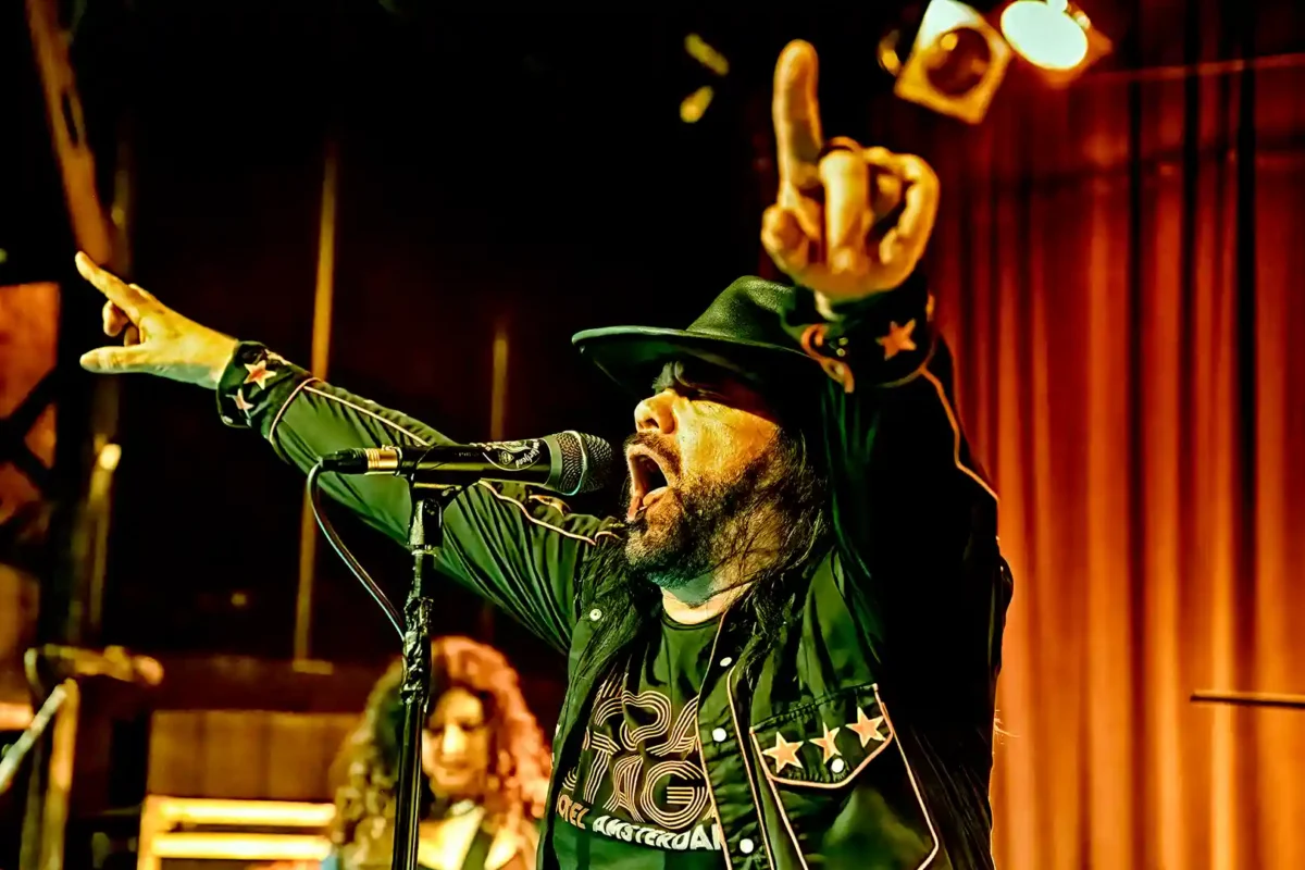 Reportaje fotográfico de Nashville Pussy en la sala Hell Dorado, Gasteiz 09-10-2024