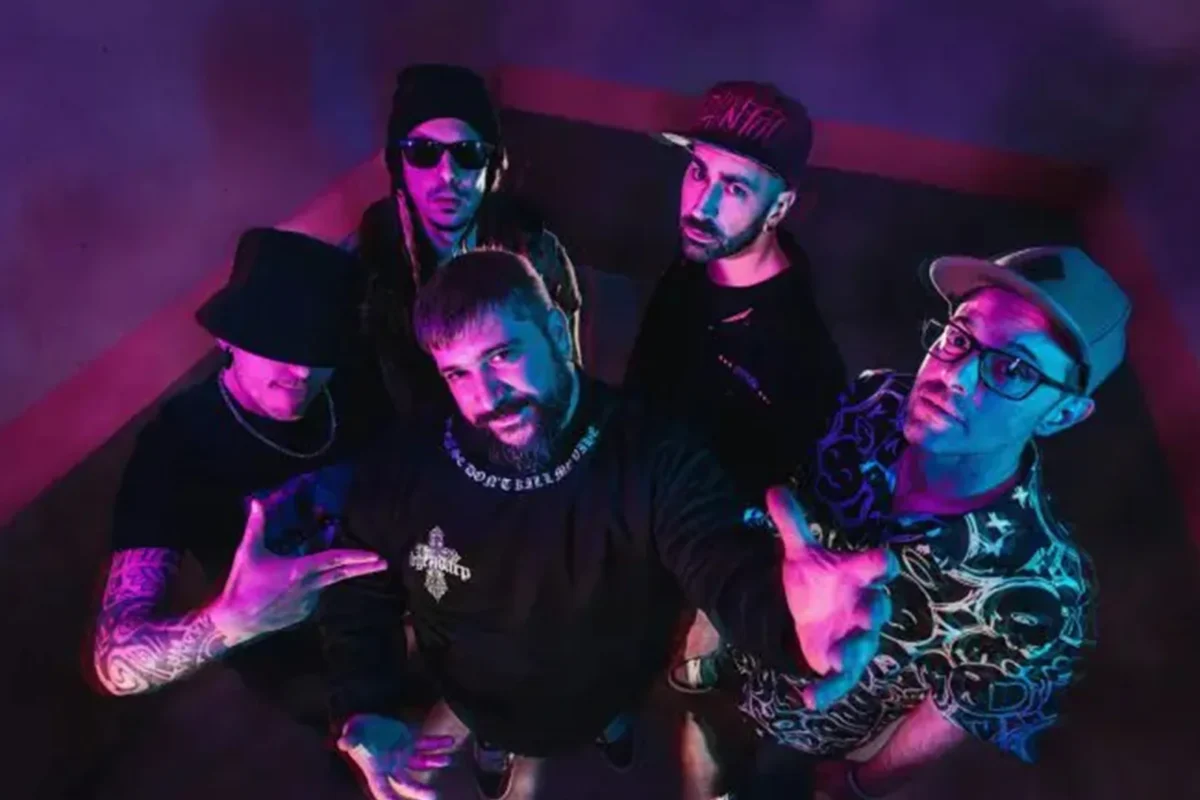 Bourbon Kings, Loncha Velasco y Prom Kinks juntos en Villava