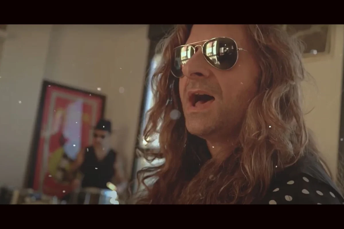 “Broken Glass”, nuevo videoclip de Jolly Joker