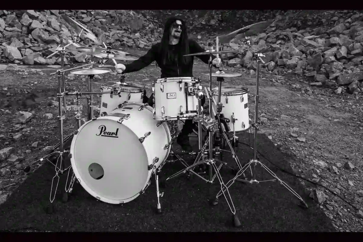 “The Fortress”, nuevo videoclip de Grey Sky Bleed