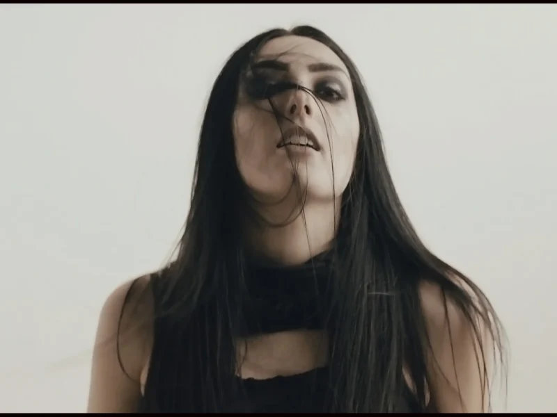 “Chasing The Horizon”, nuevo videoclip de Walk In Darkness