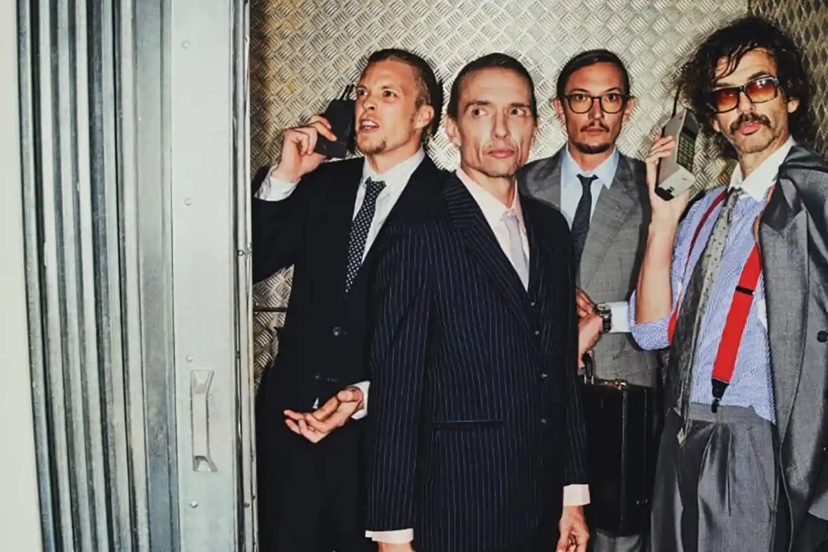 “Rock and Roll Party Cowboy”, nuevo videoclip de The Darkness