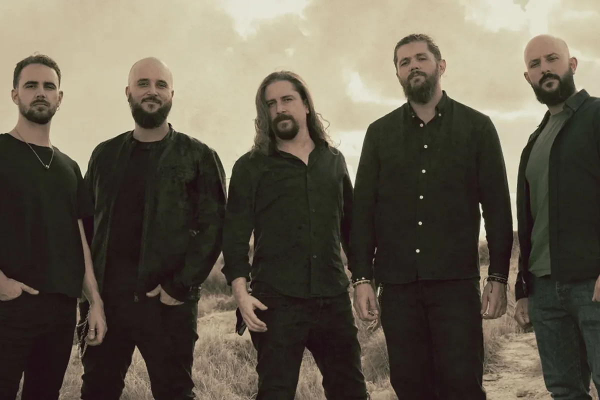 REYLOBO estrena single “Dama de Ayer”