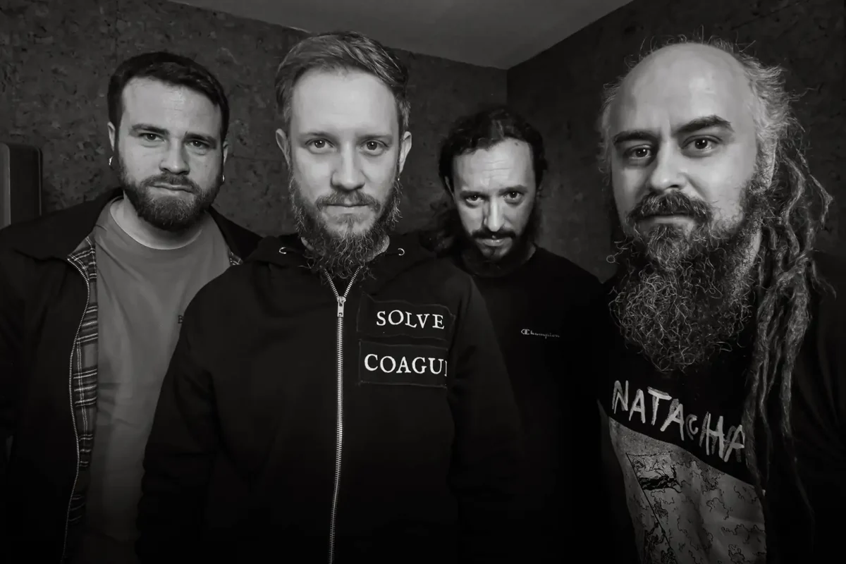 “Caminan Lento”, nuevo videoclip de Jueves Negro