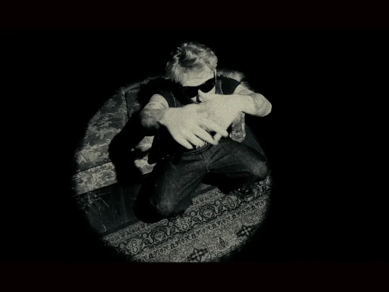 Love Ghost estrena nuevo single “Runnin’ With The Wolves”