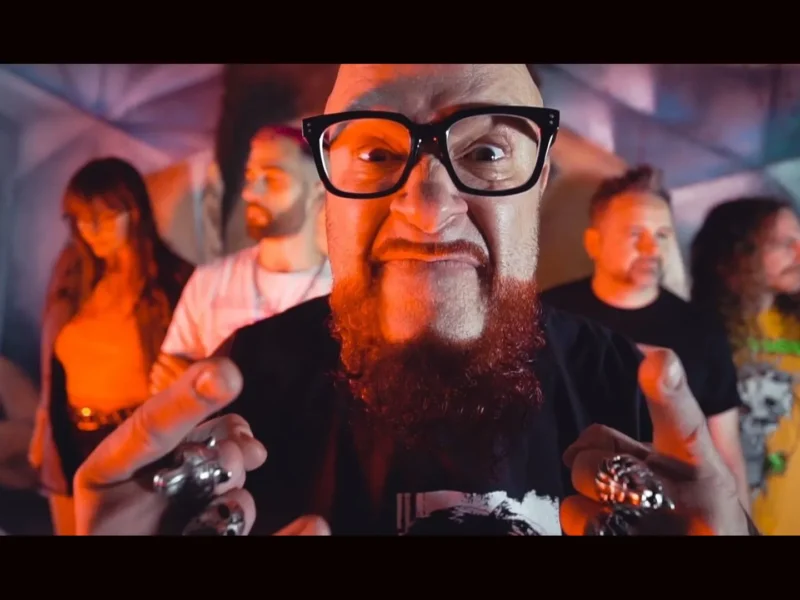 “Punk Forever In The World”, nuevo videoclip de Strawberry Hardcore