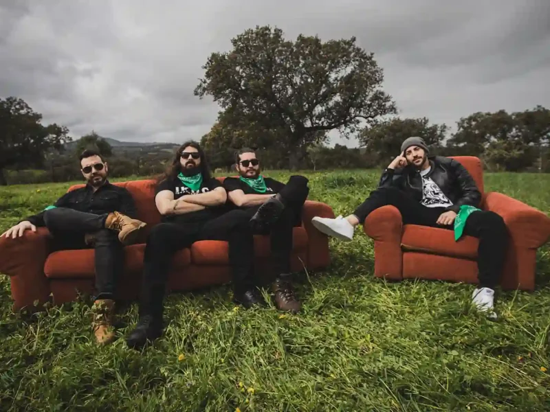 Inkandescencia publica single “Perros Guía”