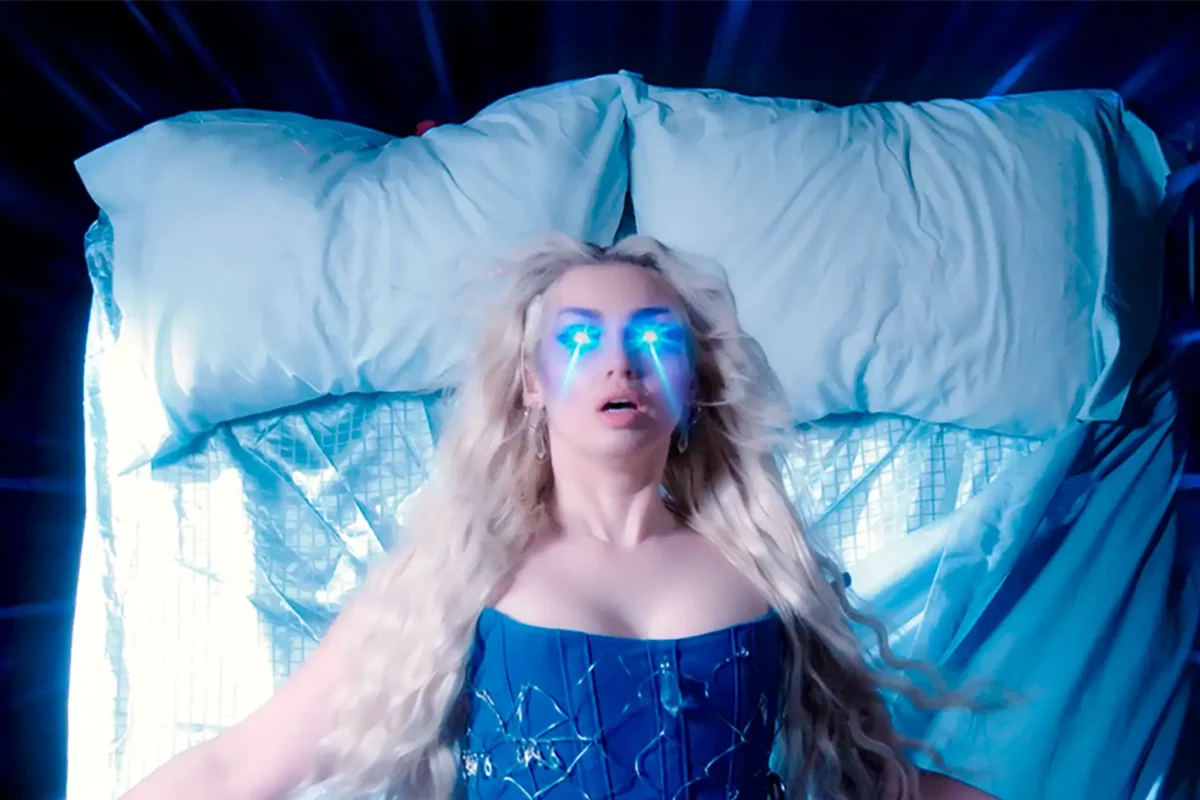 Sumo Cyco estrena videoclip “Shivers”