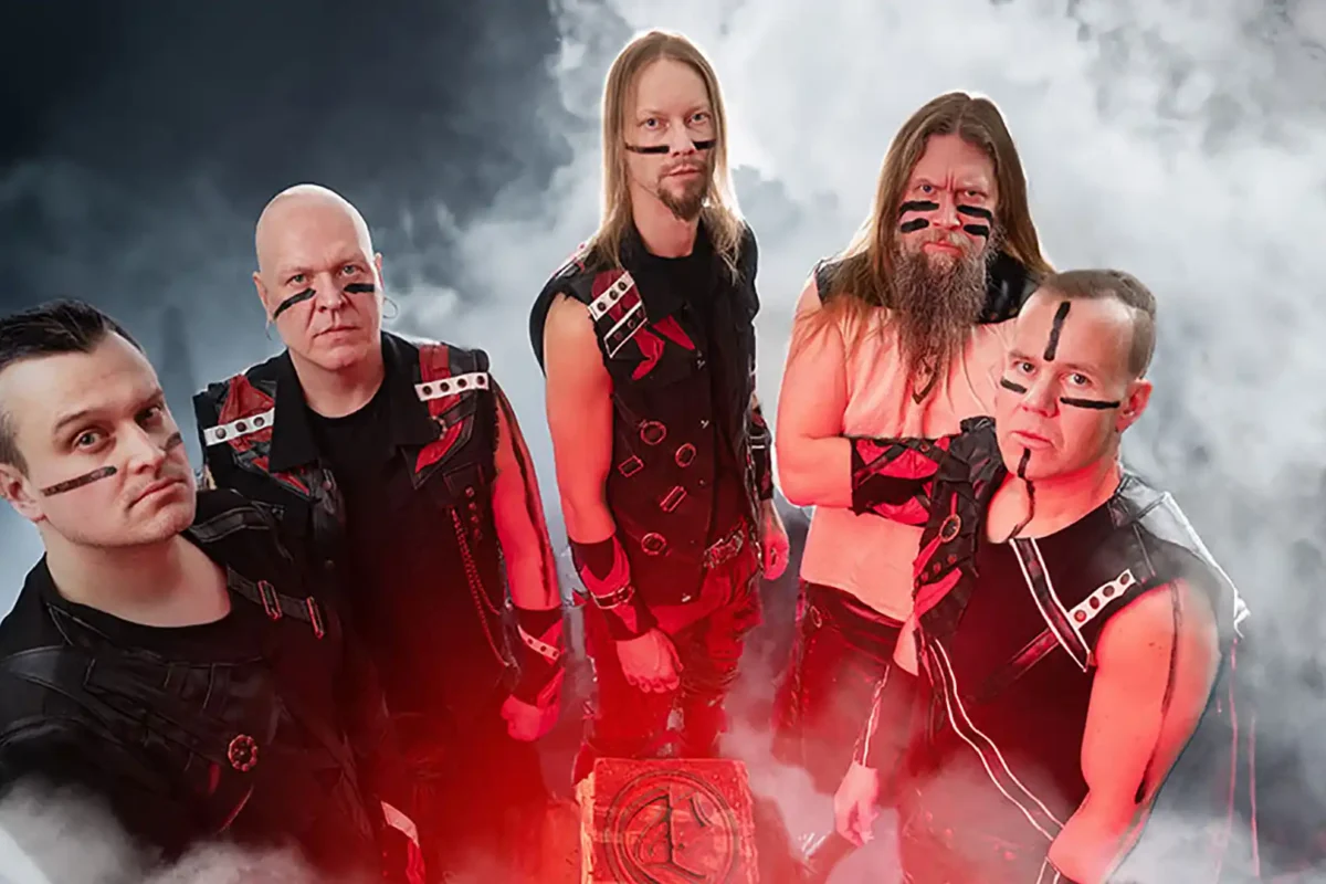 Gira europea de Ensiferum en el 2026