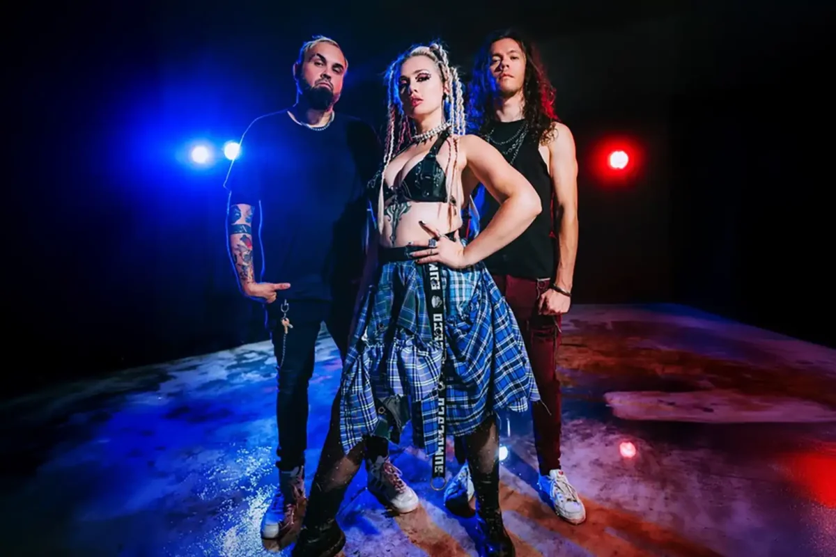 Sumo Cyco estrena videoclip “Boring”