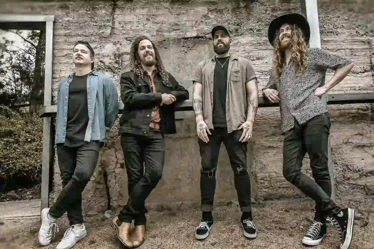 Gira española de Smoke Stack Rhino