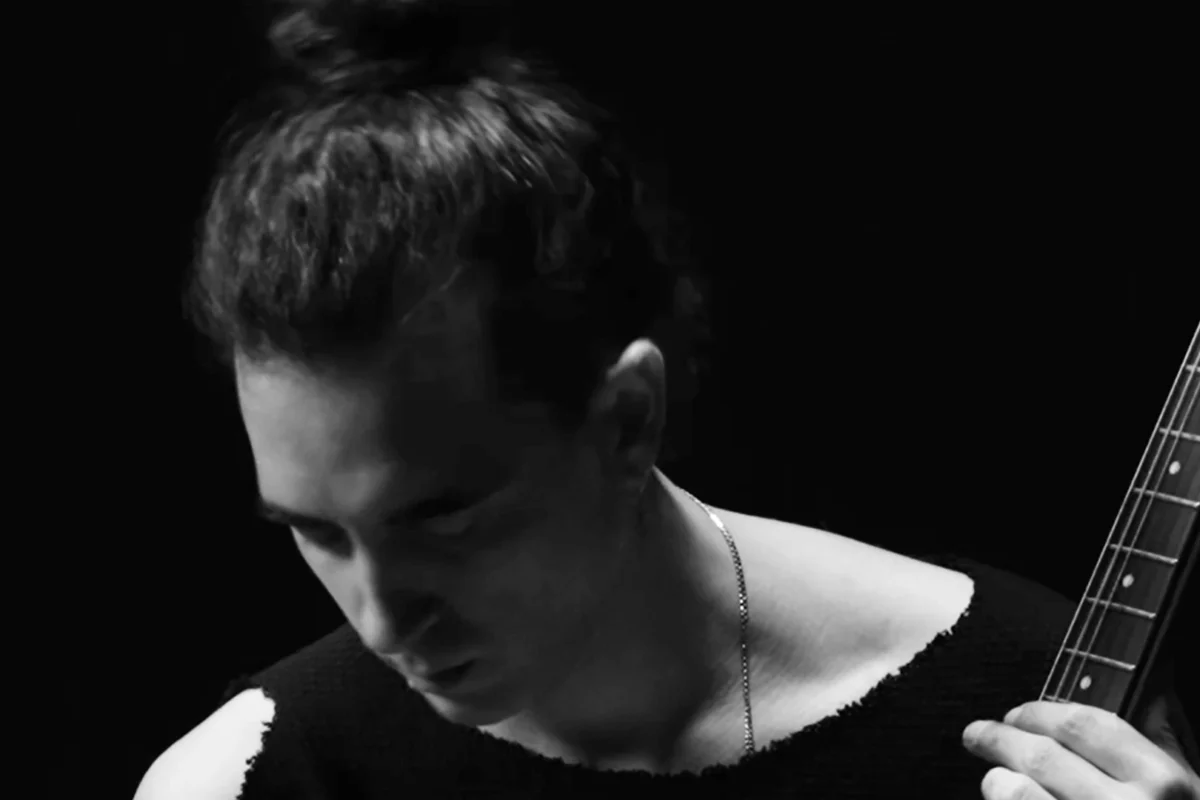 Marshall Flash estrena videoclip “La Distancia”