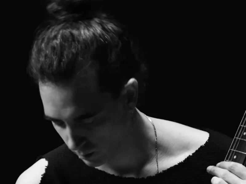 Marshall Flash estrena videoclip “La Distancia”