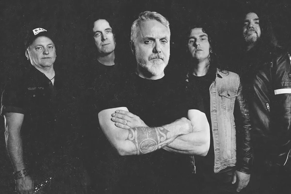 Adventus publica su nuevo disco “De Mi Corazón Y Otras Miserias”