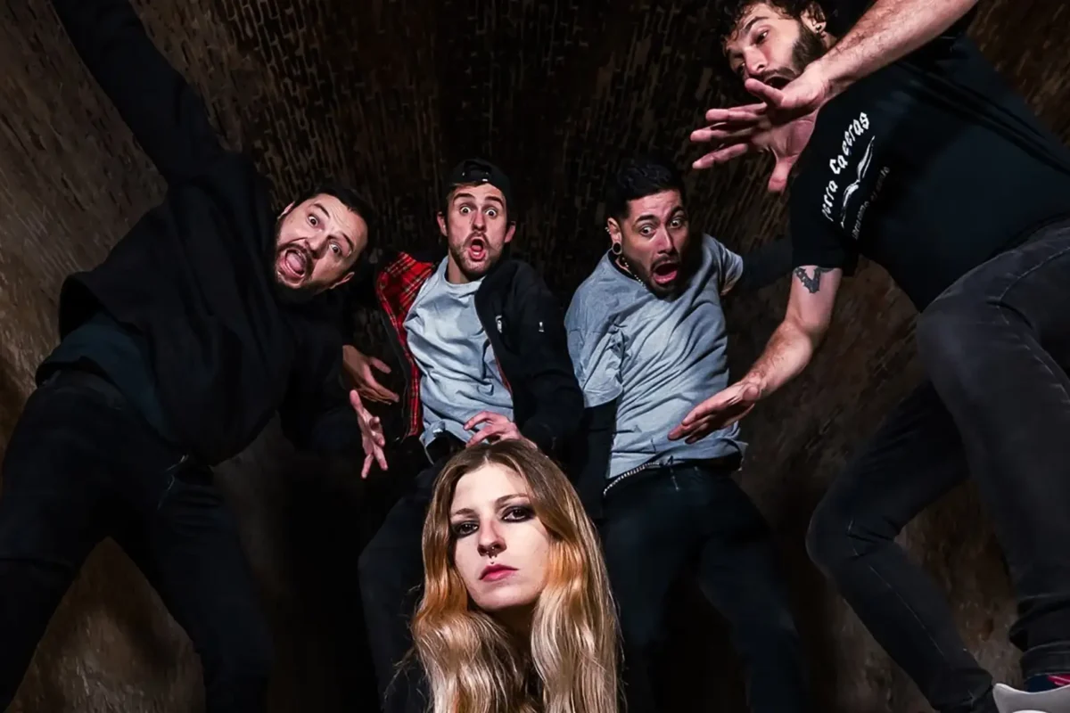 Laura Dsk estrena videoclip “Dispárame”