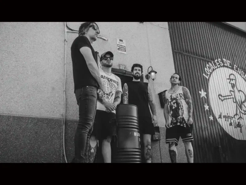 Lucky Strikewalker estrena videoclip “Me vas a joder la vida”