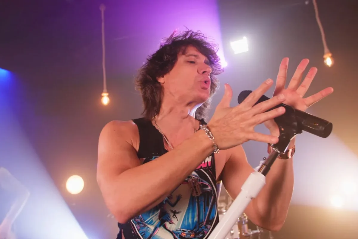 Lost Wingman estrena videoclip “Fade To Grey”