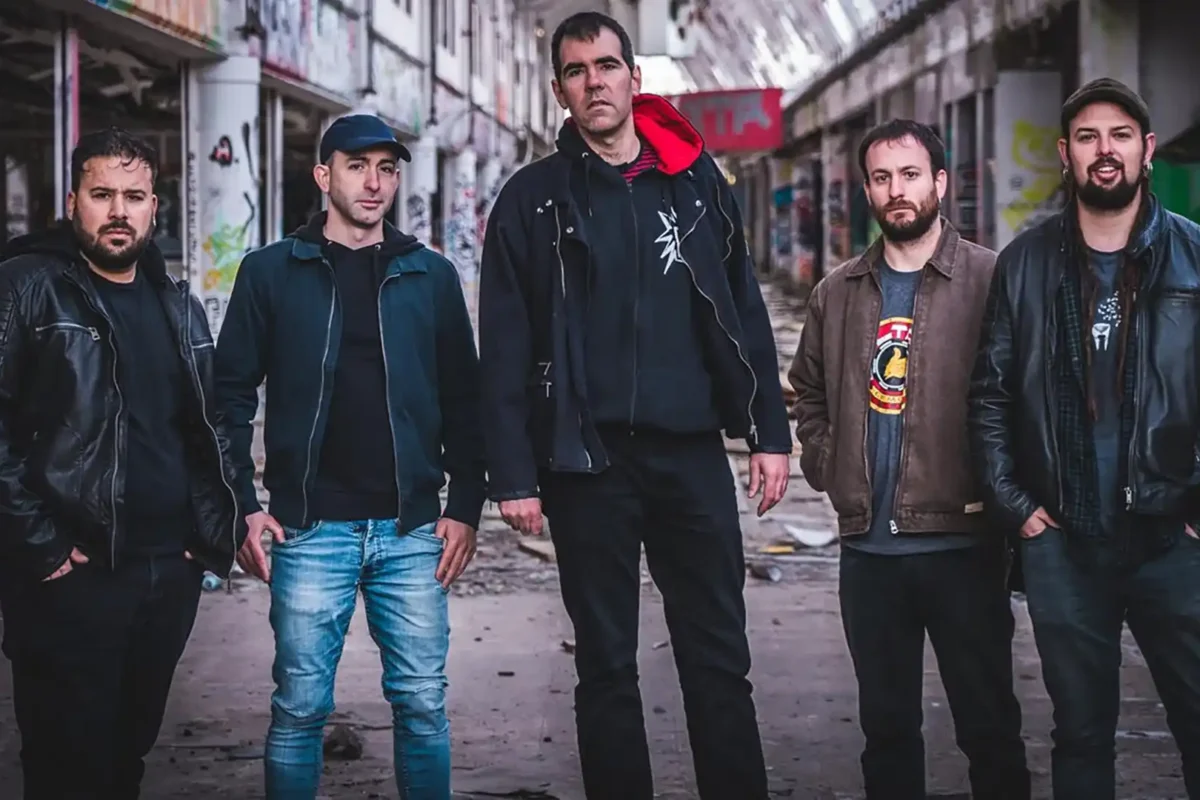 Vuelko estrena videoclip “Levántate”