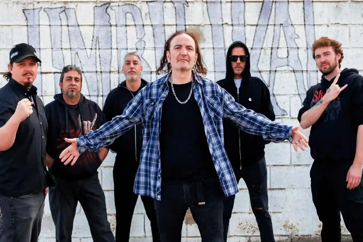 Umbilikal D.B. estrena videoclip “Siri cómeme los Webs”