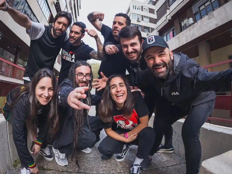Dakidarría estrena videoclip “A Primera Estrela Que Saia”