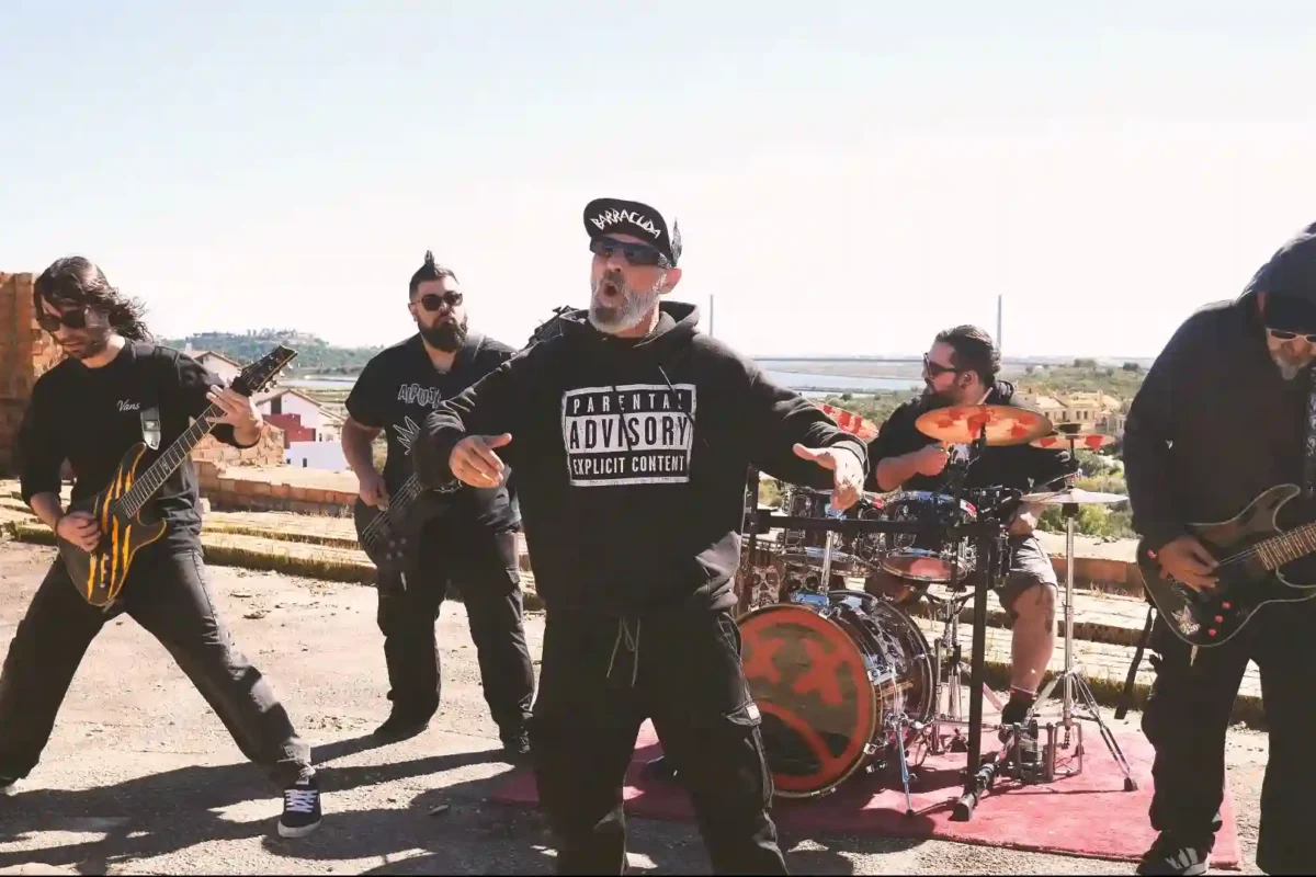 ElMuerto estrena videoclip “Al sur del sur”