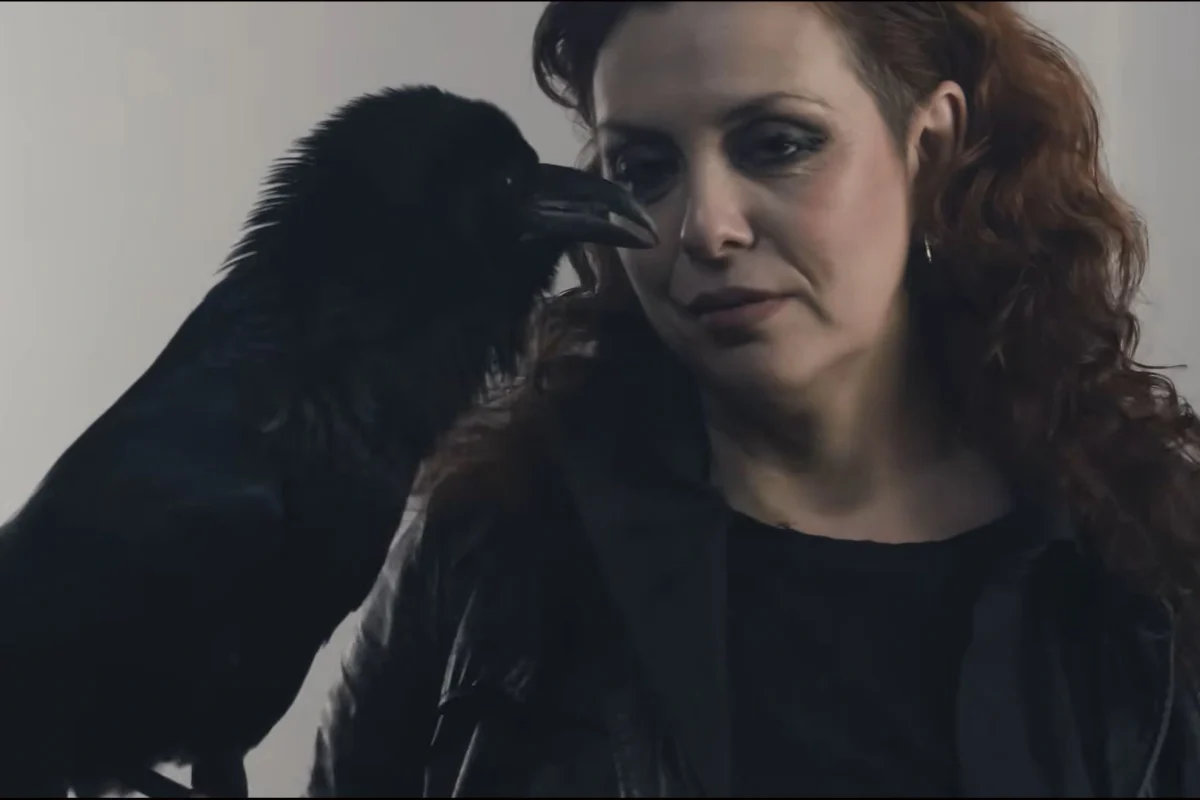 Rabia Perez estrena videoclip “Voyage, Voyage”