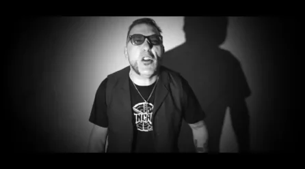 Avancarga estrena videoclip “Tiburón”