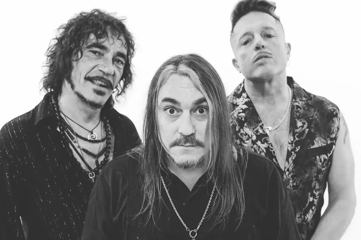 Ciclonautas estrena videoclip “Banderas Negras”