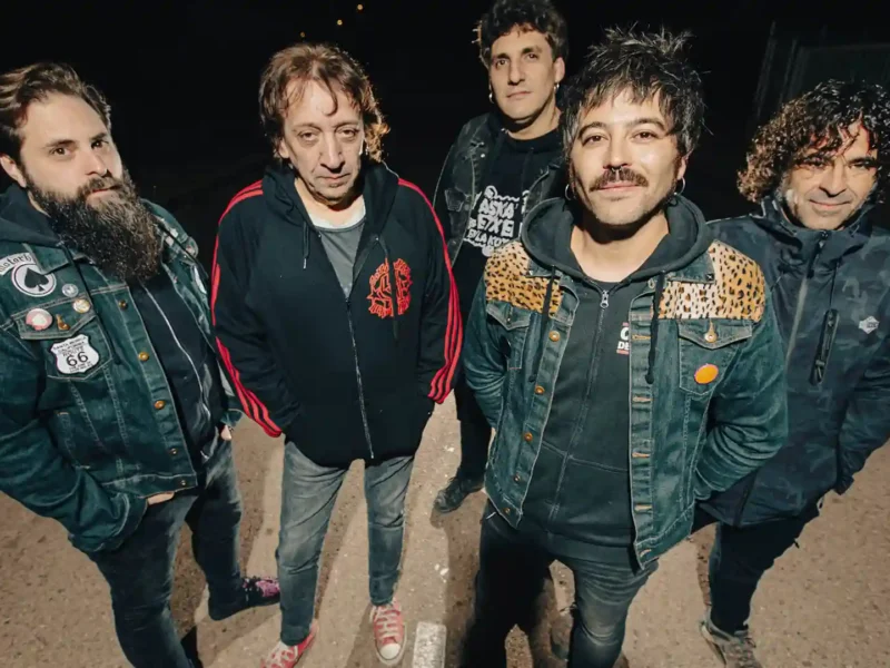 Josetxu Piperrak, Manifa y Shöck juntos en Gasteiz