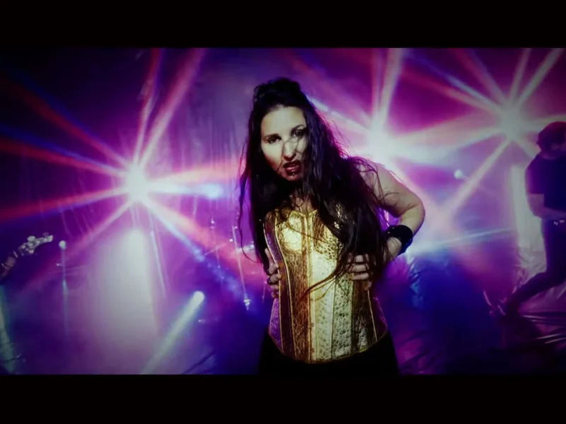 Xeria estrena videoclip “Arena Entre Los Dedos”