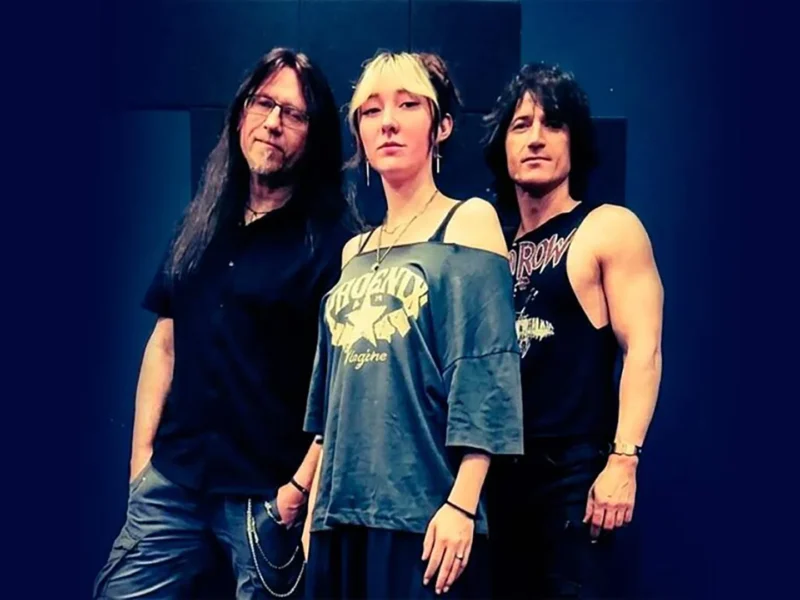 Formación especial de Dark Moor para el Leyendas del Rock